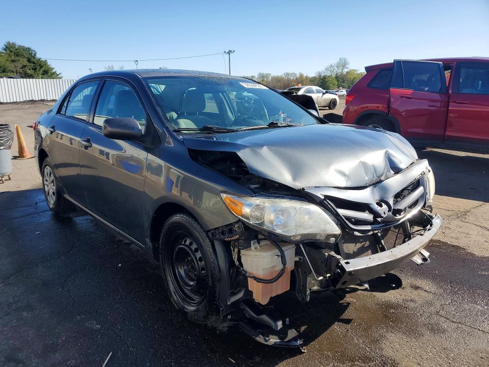 50584936 :رقم المزاد ، 2T1BU4EE2BC695504 vin ، 2011 Toyota Corolla مزاد بيع