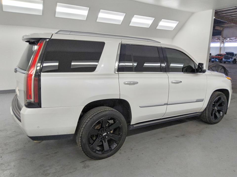 2019 Cadillac Escalade მანქანა იყიდება აუქციონზე, vin: 1GYS4CKJ9KR348036, აუქციონის ნომერი: 48528516