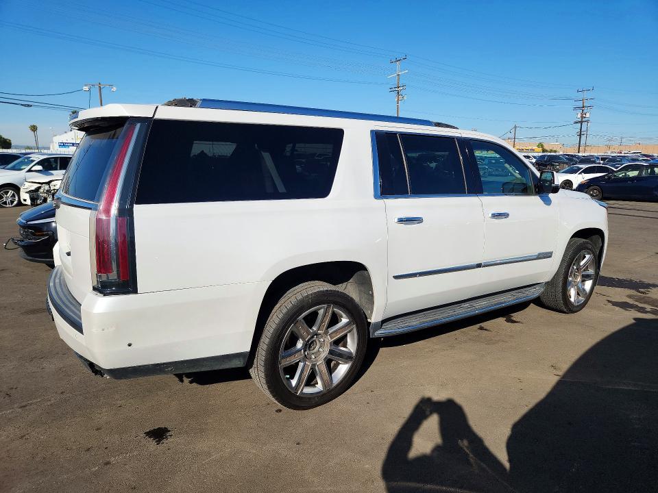 2018 Cadillac Escalade მანქანა იყიდება აუქციონზე, vin: 1GYS3HKJ3JR346846, აუქციონის ნომერი: 49516886