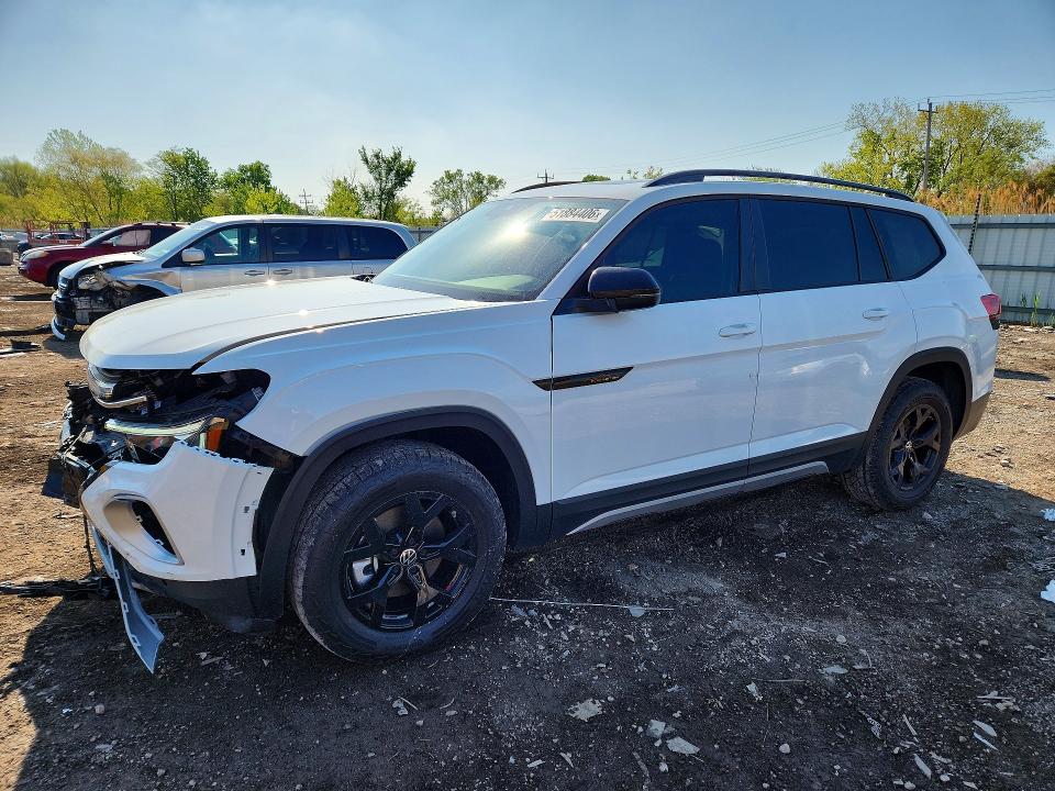 51884406 :رقم المزاد ، 1V2CR2CA0SC557378 vin ، 2025 Volkswagen Atlas مزاد بيع