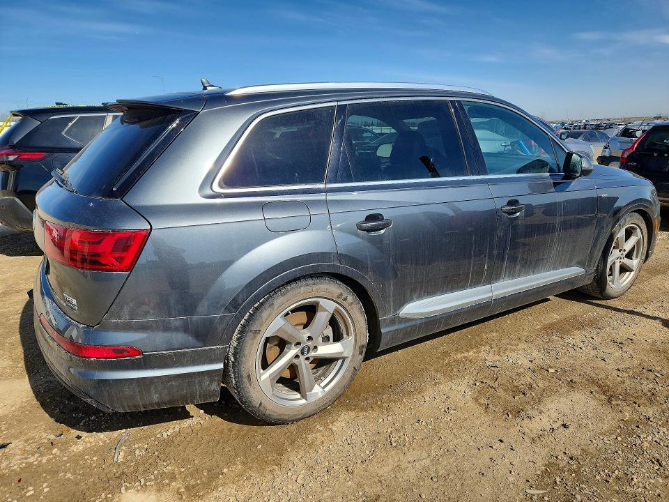 51624536 :رقم المزاد ، WA1WABF72JD008404 vin ، 2018 Audi Q7 مزاد بيع