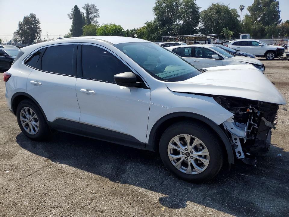 52024916 :رقم المزاد ، 1FMCU0GN6PUB05613 vin ، 2023 Ford Escape مزاد بيع