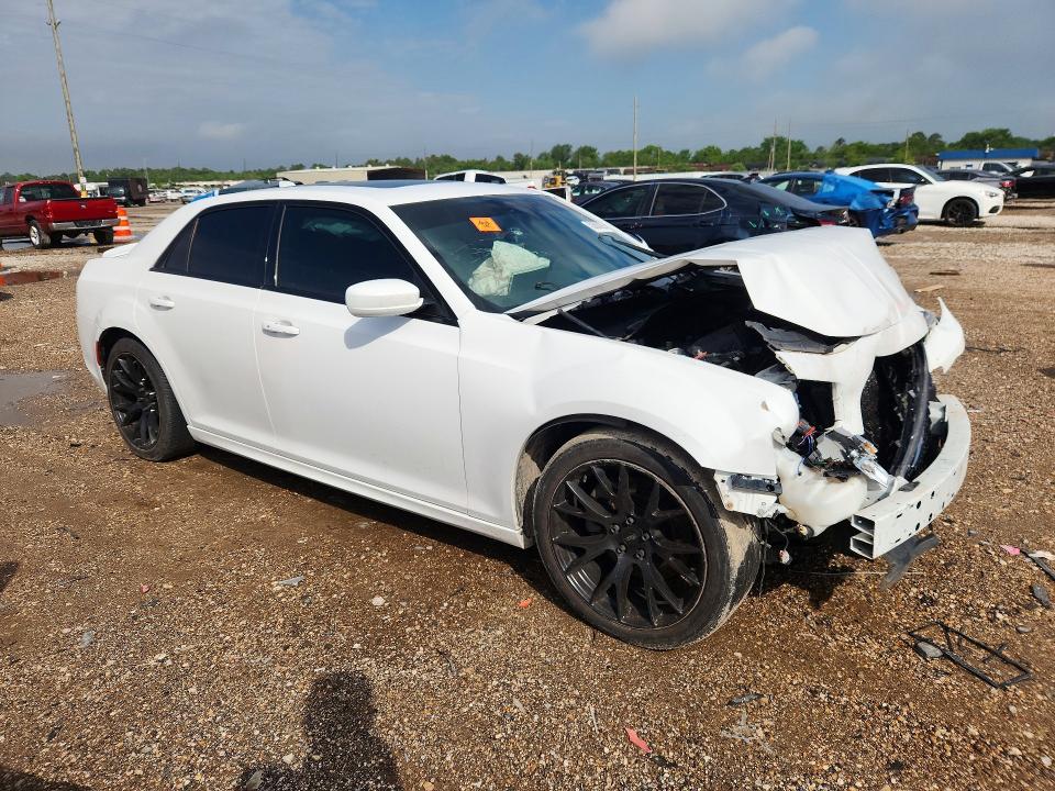 Продажа на аукционе авто 2020 Chrysler 300, vin: 2C3CCABT9LH239083, номер лота: 50800296