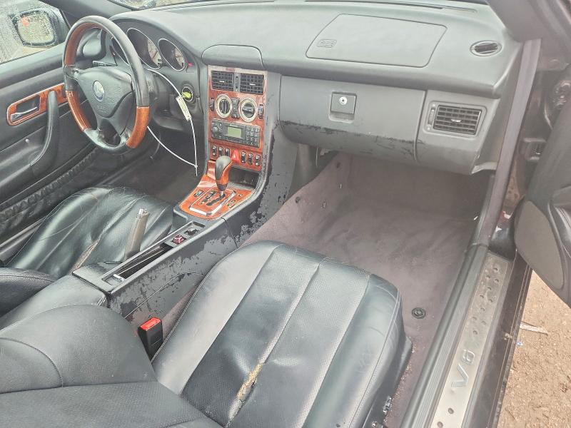 48243986 :رقم المزاد ، WDBKK65FX2F237242 vin ، 2002 Mercedes-benz Slk مزاد بيع