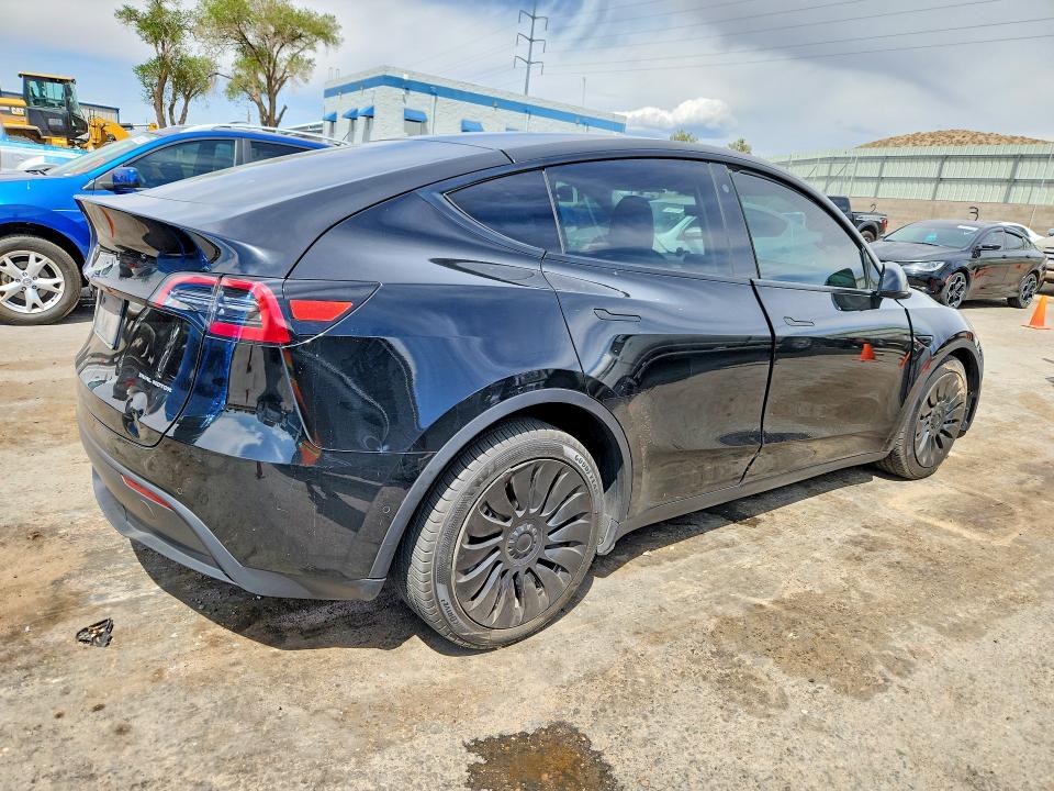 2021 Tesla Model Y მანქანა იყიდება აუქციონზე, vin: 5YJYGAEE4MF113143, აუქციონის ნომერი: 50579786