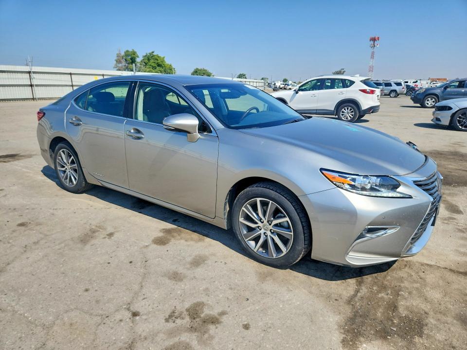 51486906 :رقم المزاد ، JTHBW1GG9G2131876 vin ، 2016 Lexus Es مزاد بيع