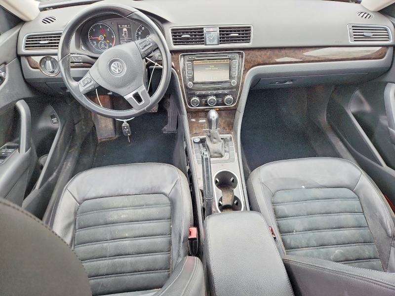 49500916 :رقم المزاد ، 1VWCN7A37EC048260 vin ، 2014 Volkswagen Passat مزاد بيع