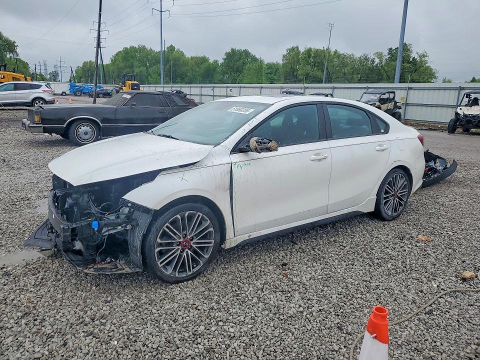 2021 Kia Forte მანქანა იყიდება აუქციონზე, vin: 3KPF44AC1ME358557, აუქციონის ნომერი: 51860206