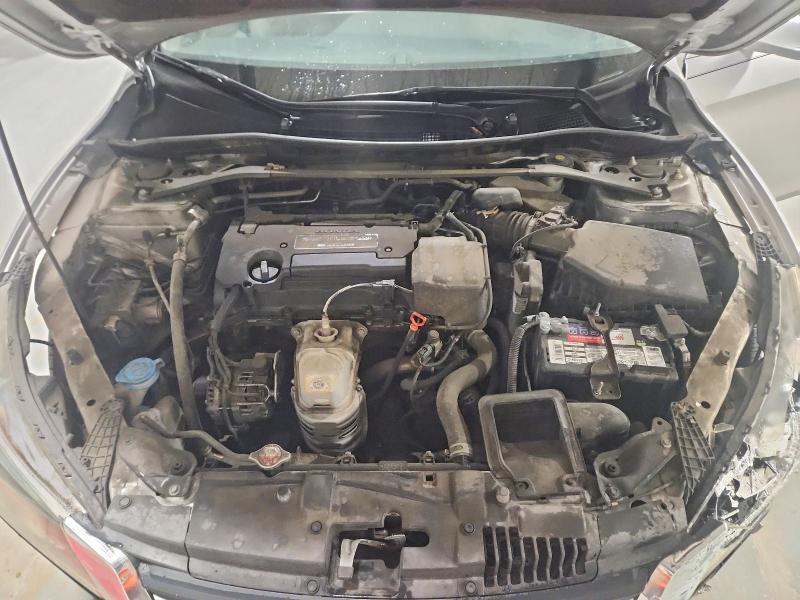 50855546 :رقم المزاد ، 1HGCR2F7XFA006198 vin ، 2015 Honda Accord مزاد بيع