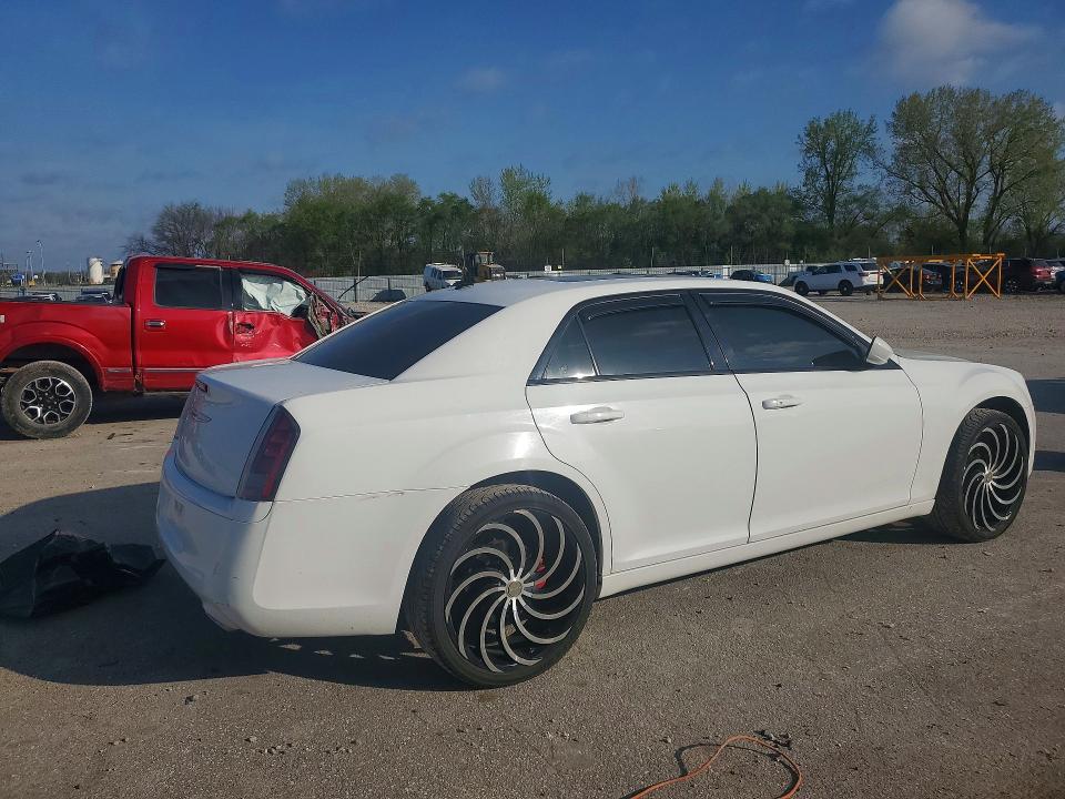 50396686 :رقم المزاد ، 2C3CCAGG5EH309743 vin ، 2014 Chrysler 300 مزاد بيع