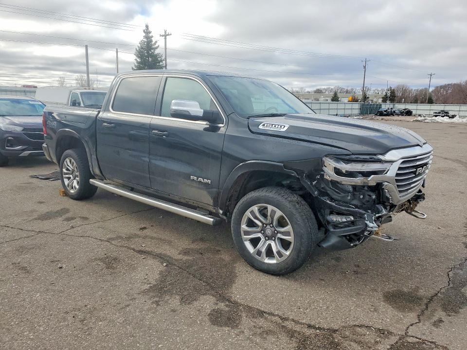 47522916 :رقم المزاد ، 1C6SRFKT5RN144126 vin ، 2024 Ram 1500 مزاد بيع