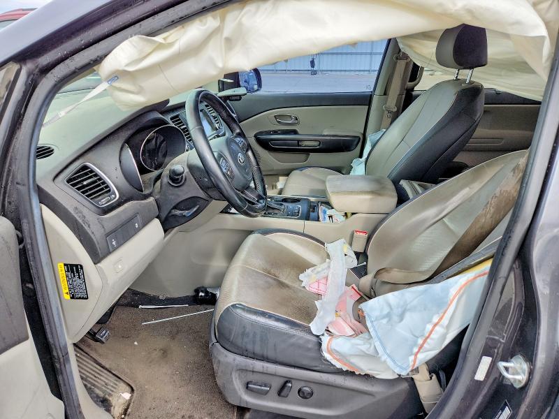 48412736 :رقم المزاد ، KNDMB5C1XJ6403043 vin ، 2018 Kia Sedona مزاد بيع