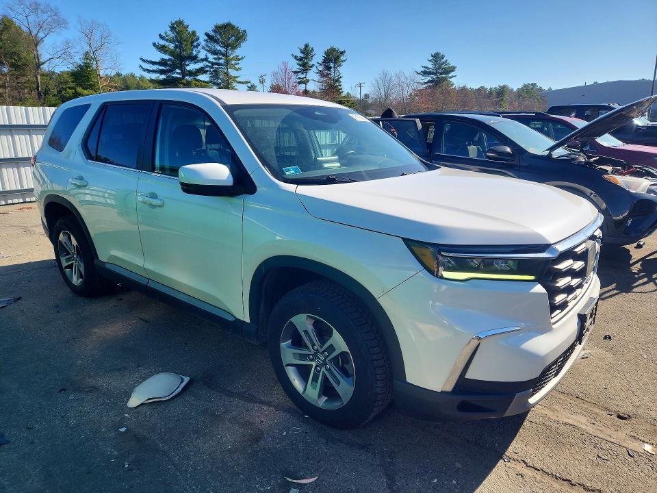 48978456 :رقم المزاد ، 5FNYG1H45PB043420 vin ، 2023 Honda Pilot مزاد بيع