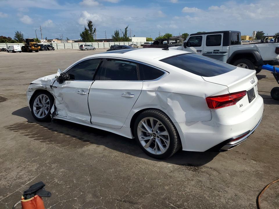 2023 Audi A5 მანქანა იყიდება აუქციონზე, vin: WAUABCF50PA056332, აუქციონის ნომერი: 49091676