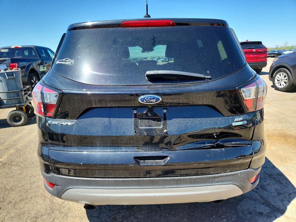 2017 Ford Escape მანქანა იყიდება აუქციონზე, vin: 1FMCU9GD4HUC55135, აუქციონის ნომერი: 51114476