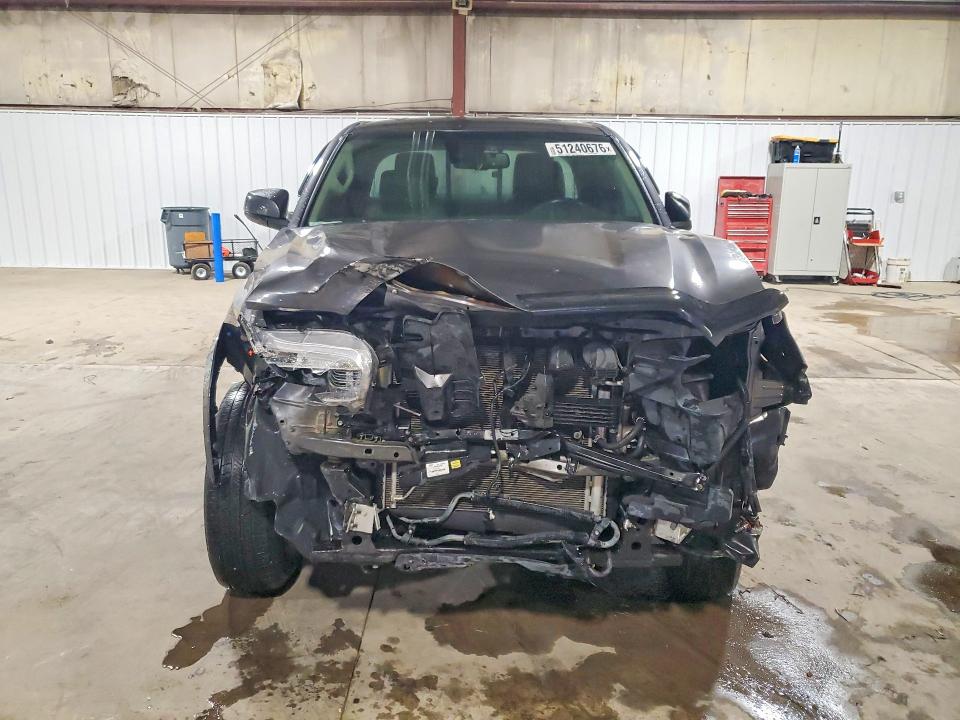 51240676 :رقم المزاد ، 5TFSZ5AN2KX187659 vin ، 2019 Toyota Tacoma مزاد بيع