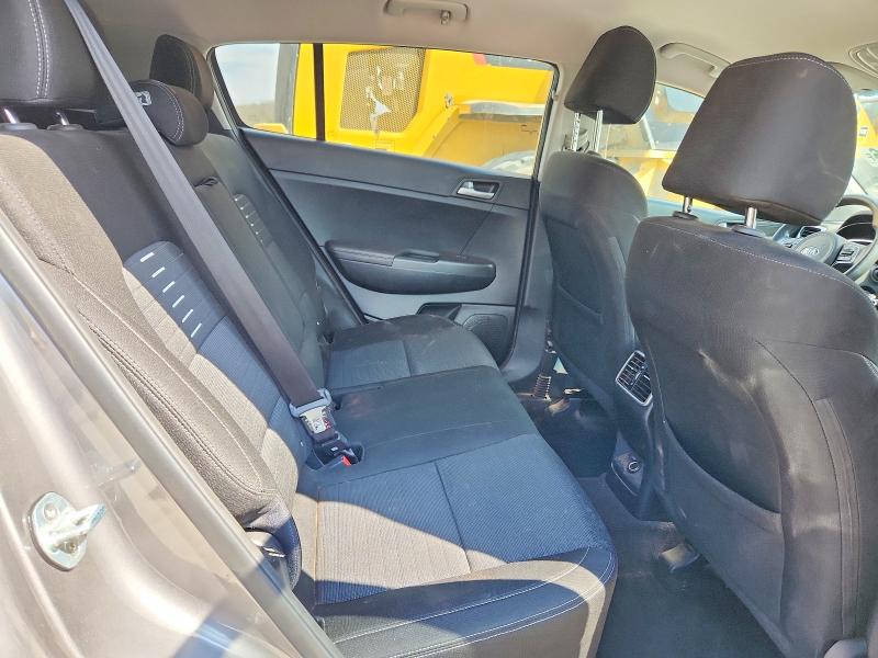 Продаж на аукціоні авто 2018 Kia Sportage, vin: KNDPMCAC1J7449127, номер лоту: 49995716