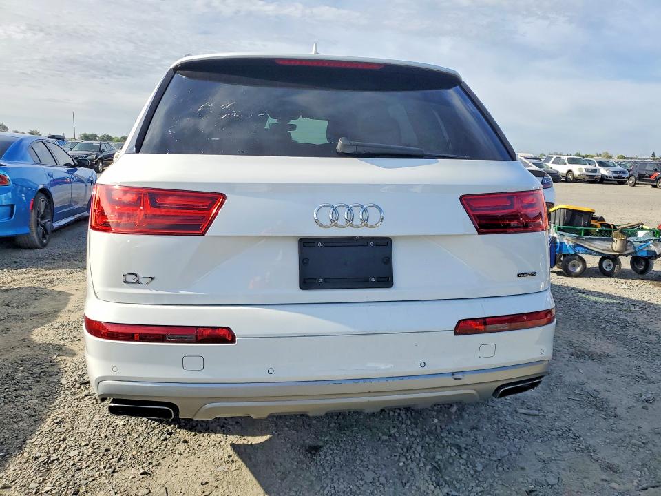 Продажа на аукционе авто 2018 Audi Q7, vin: WA1AHAF74JD005035, номер лота: 50487406