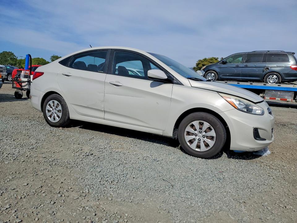 2016 Hyundai Accent მანქანა იყიდება აუქციონზე, vin: KMHCT4AE1GU067470, აუქციონის ნომერი: 51799386