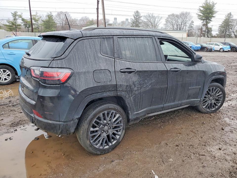 2022 Jeep Compass მანქანა იყიდება აუქციონზე, vin: 3C4NJDCB9NT115715, აუქციონის ნომერი: 48772386