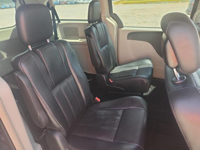 Продажа на аукционе авто 2016 Chrysler Town & Country, vin: 2C4RC1BG7GR231038, номер лота: 50593616