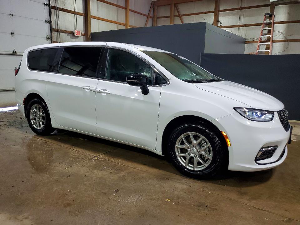 Продаж на аукціоні авто 2026 Chrysler Pacifica, vin: 2C4RC1BG9TR217233, номер лоту: 51357926
