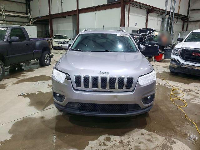 48596036 :رقم المزاد ، 1C4PJMCB5KD103006 vin ، 2019 Jeep Cherokee مزاد بيع