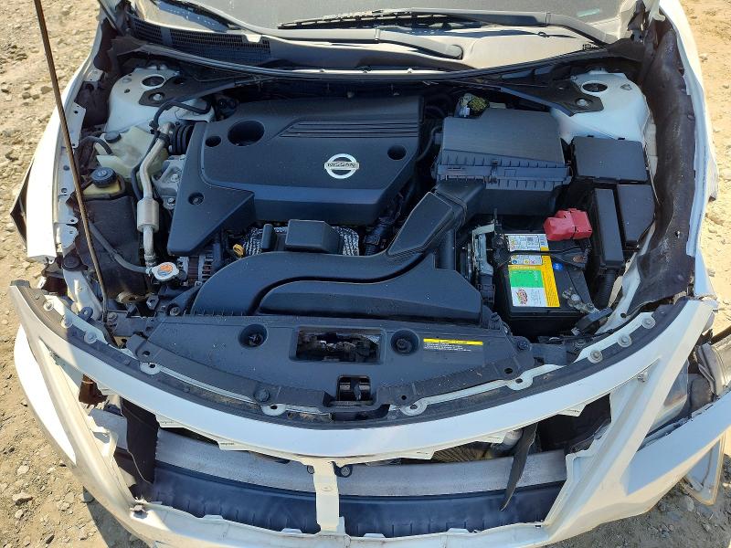 Продажа на аукционе авто 2015 Nissan Altima, vin: 1N4AL3AP6FC251675, номер лота: 49431246