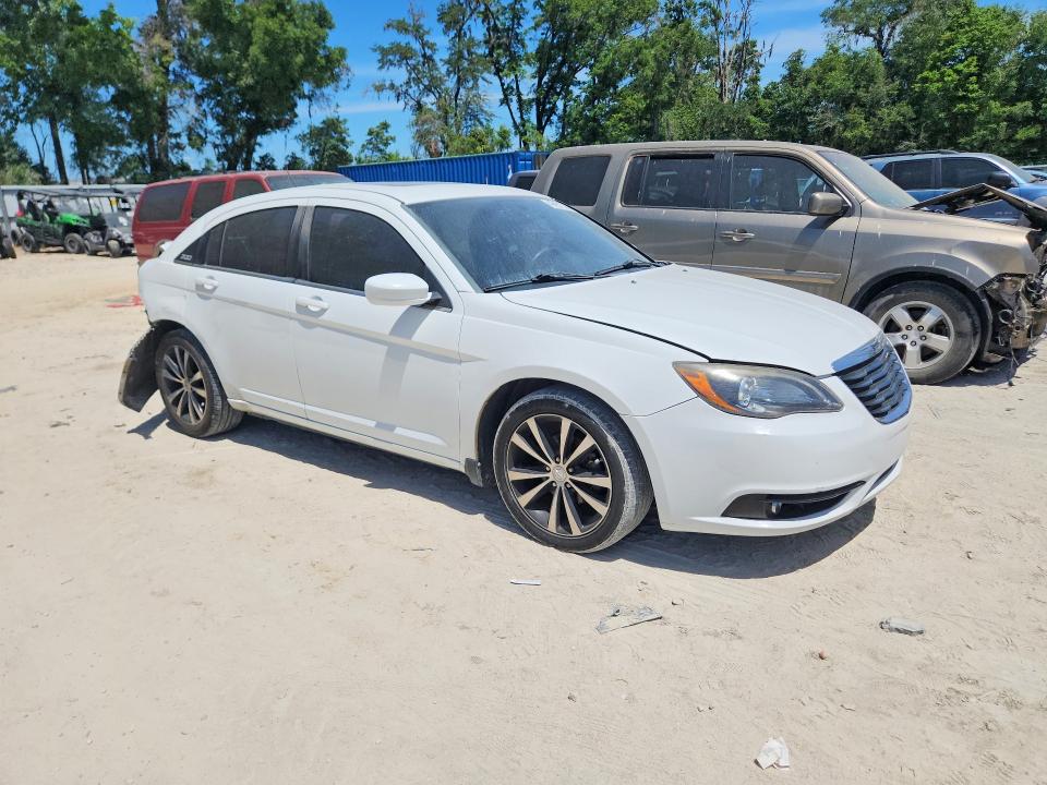 2012 Chrysler 200 მანქანა იყიდება აუქციონზე, vin: 1C3CCBHG6CN150062, აუქციონის ნომერი: 49637336