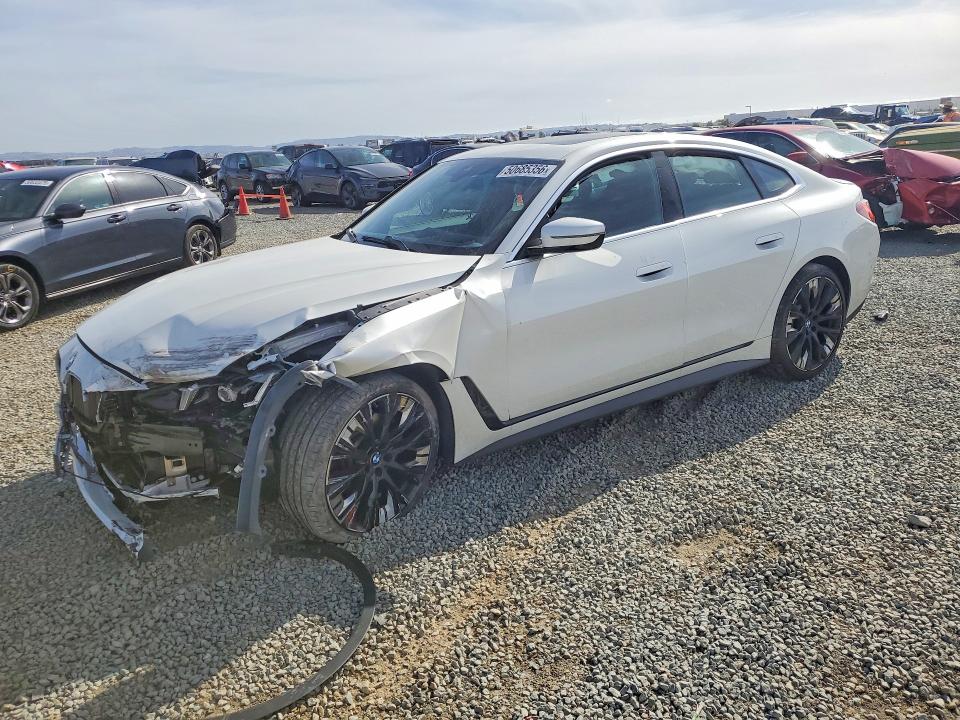 2026 Bmw 430i მანქანა იყიდება აუქციონზე, vin: WBA23FB07TFV92804, აუქციონის ნომერი: 50685356