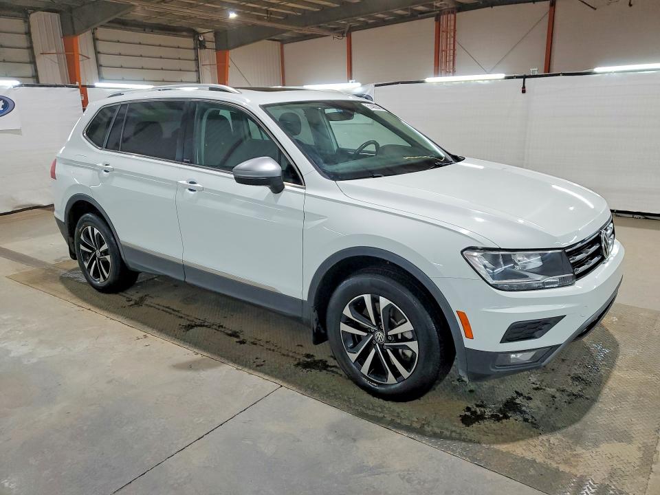 51489046 :رقم المزاد ، 3VV2B7AX7MM098942 vin ، 2021 Volkswagen Tiguan مزاد بيع