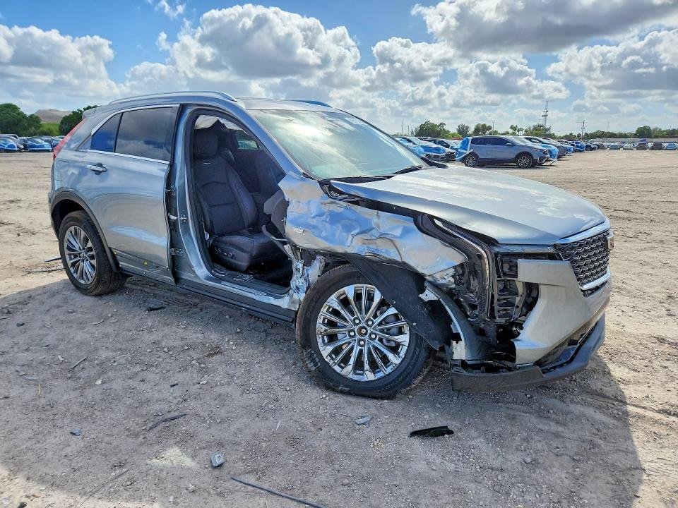 2025 Cadillac Xt4 მანქანა იყიდება აუქციონზე, vin: 1GYFZCR49SF118324, აუქციონის ნომერი: 49510446