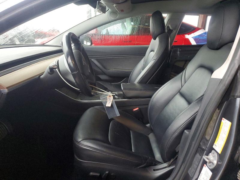 49447566 :رقم المزاد ، 5YJ3E1EB8JF083081 vin ، 2018 Tesla Model 3 مزاد بيع