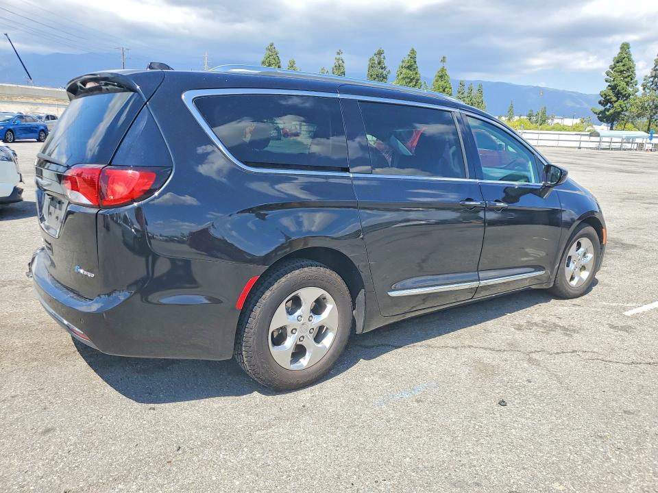 Продажа на аукционе авто 2018 Chrysler Pacifica, vin: 2C4RC1L71JR187656, номер лота: 48449926