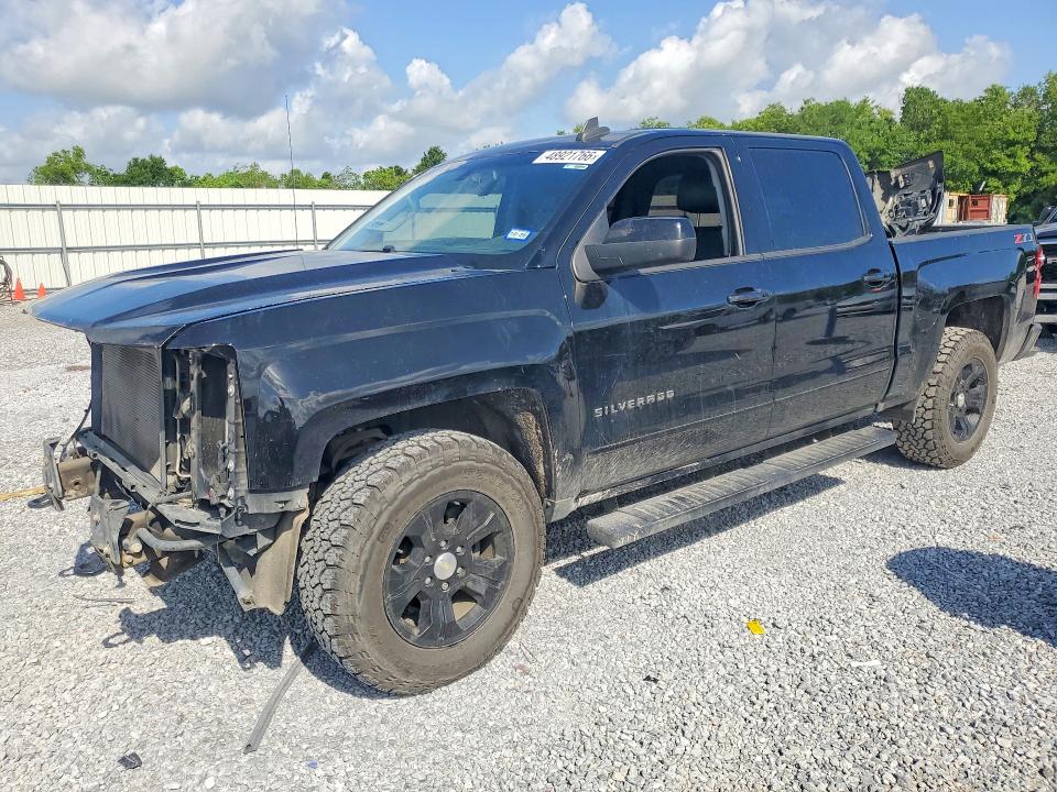 Auction sale of the 2018 Chevrolet Silverado, vin: 3GCUKREC2JG273232, lot number: 48921766