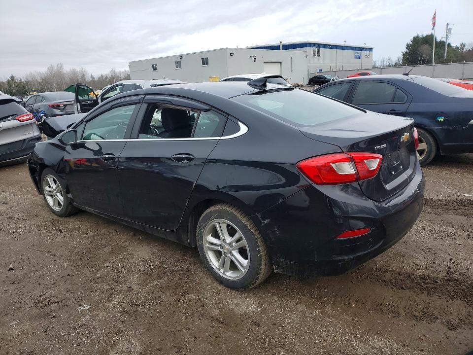 48424826 :رقم المزاد ، 1G1BE5SM1J7241283 vin ، 2018 Chevrolet Cruze مزاد بيع
