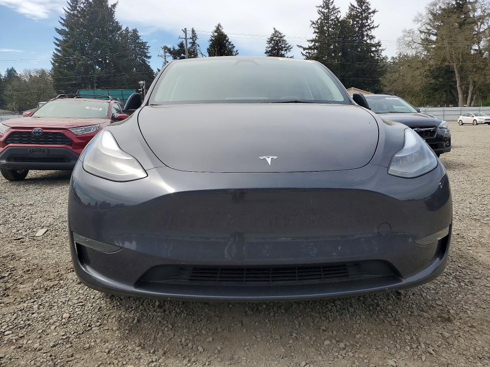 2024 Tesla Model Y მანქანა იყიდება აუქციონზე, vin: 7SAYGDEE3RF120631, აუქციონის ნომერი: 50660026