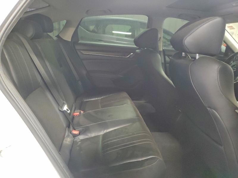 Продаж на аукціоні авто 2018 Honda Accord, vin: 1HGCV2F94JA050493, номер лоту: 51777656