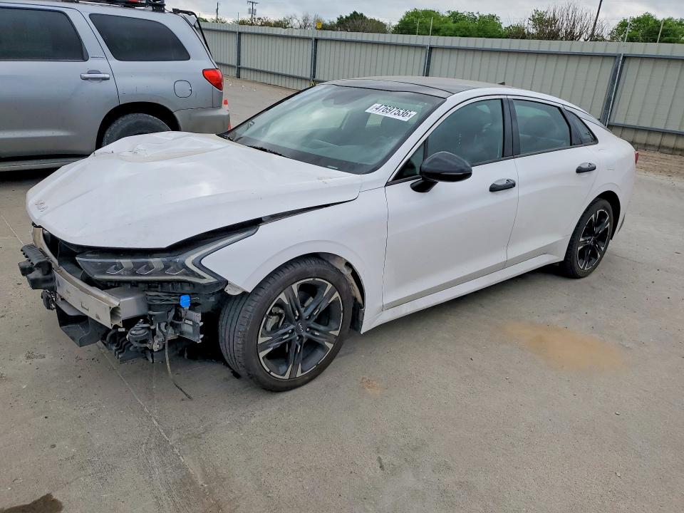 47697536 :رقم المزاد ، 5XXG64J25NG104638 vin ، 2022 Kia K5 مزاد بيع