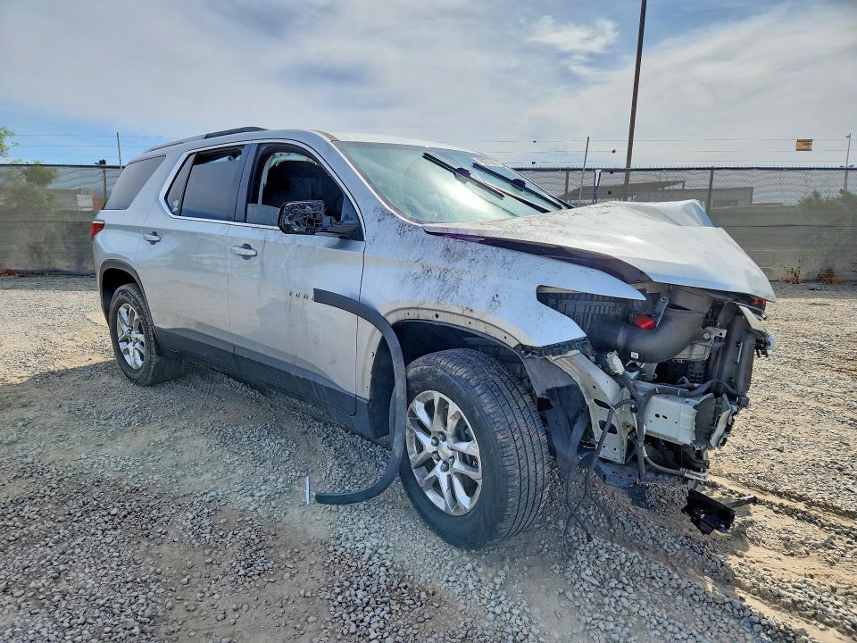 Продаж на аукціоні авто 2018 Chevrolet Traverse, vin: 1GNERGKW8JJ213786, номер лоту: 48677286