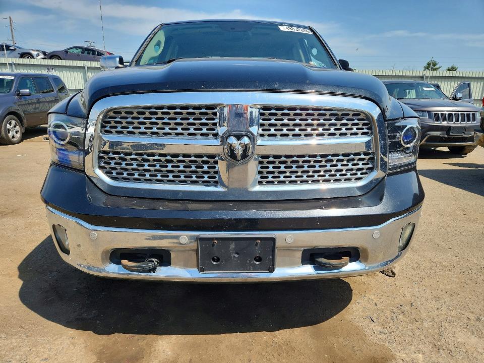 49832266 :رقم المزاد ، 1C6RR7NM2FS715867 vin ، 2015 Ram 1500 مزاد بيع