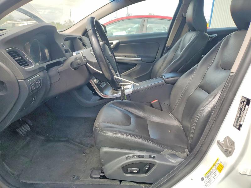 2015 Volvo S60 მანქანა იყიდება აუქციონზე, vin: YV126MFK5F1340149, აუქციონის ნომერი: 48615116