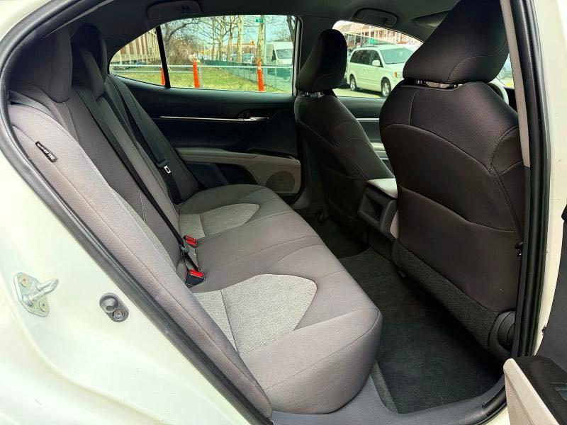 Продаж на аукціоні авто 2021 Toyota Camry, vin: 4T1C11AK1MU598688, номер лоту: 50885086