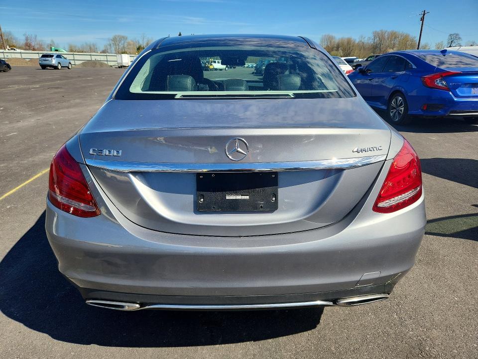 Продажа на аукционе авто 2015 Mercedes-benz C, vin: 55SWF4KB7FU013254, номер лота: 48690236