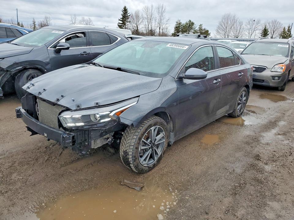 48395666 :رقم المزاد ، 3KPF34AD7NE535917 vin ، 2022 Kia Forte مزاد بيع