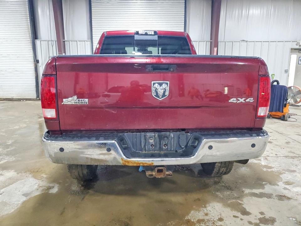 47705156 :رقم المزاد ، 3C6UR5DJ3HG562884 vin ، 2017 Ram 2500 مزاد بيع