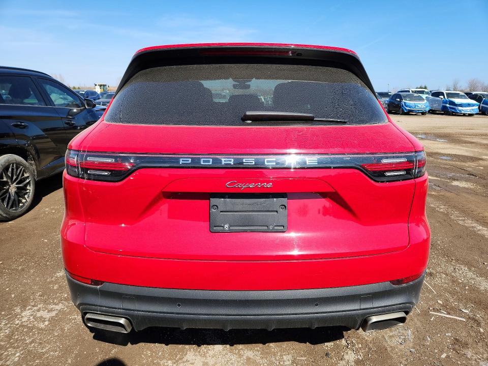 49307026 :رقم المزاد ، WP1AA2AYXNDA01995 vin ، 2022 Porsche Cayenne مزاد بيع