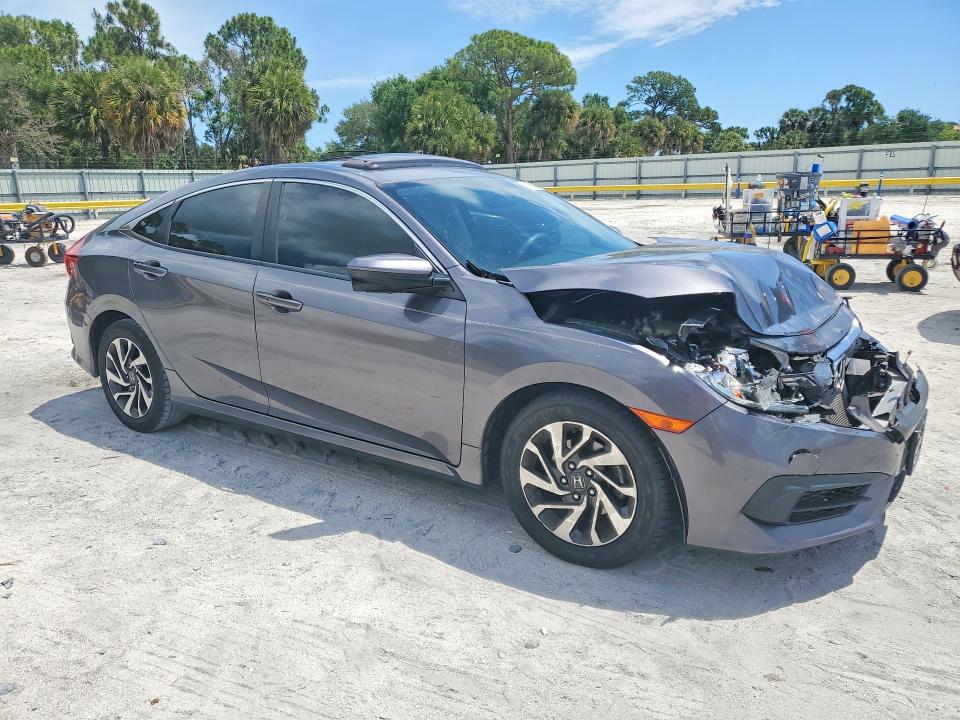 51880046 :رقم المزاد ، 19XFC2F79HE044132 vin ، 2017 Honda Civic مزاد بيع