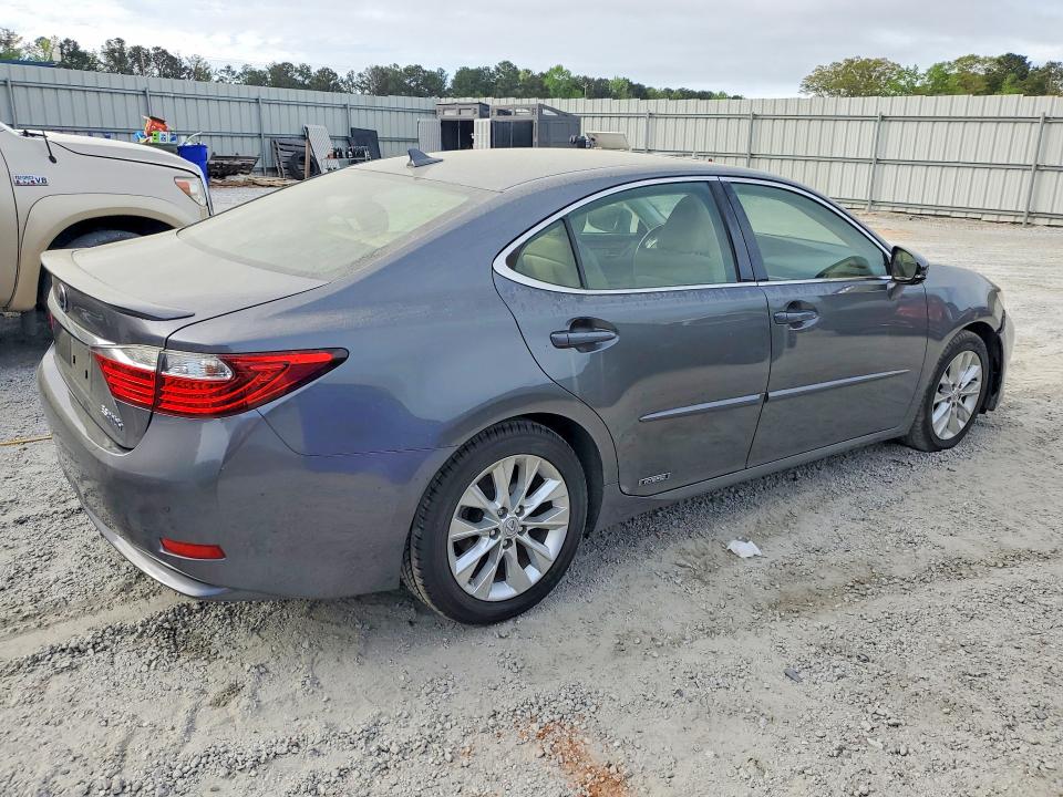 47901296 :رقم المزاد ، JTHBW1GG8D2033725 vin ، 2013 Lexus Es 300h مزاد بيع