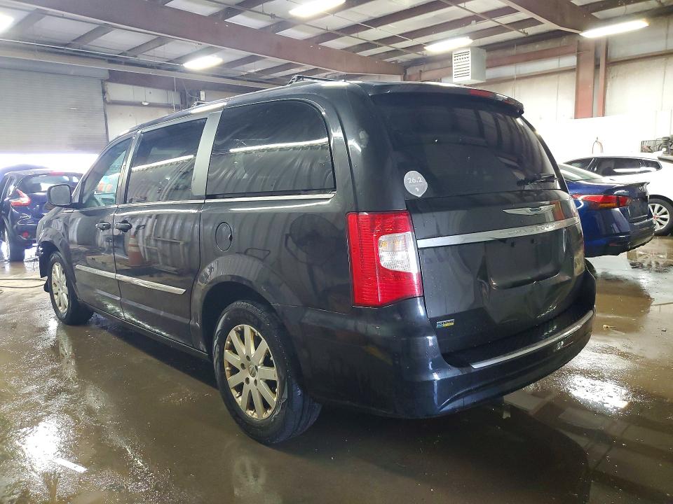 48455596 :رقم المزاد ، 2C4RC1BG0FR695254 vin ، 2015 Chrysler Town & Country مزاد بيع